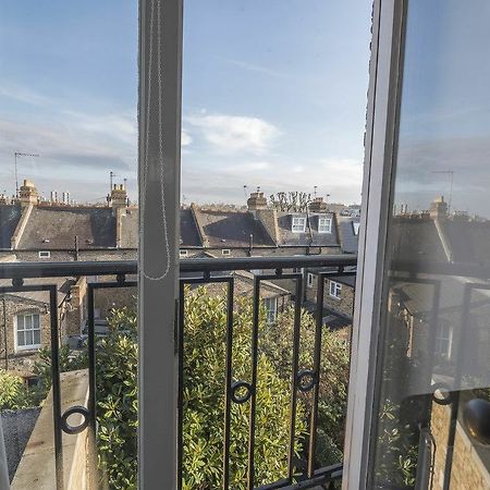 Stylish Family Home In Battersea Vr Londra Esterno foto
