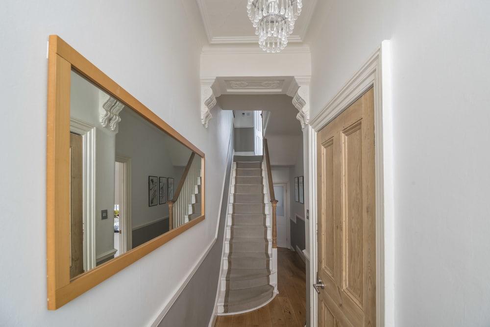 Stylish Family Home In Battersea Vr Londra Esterno foto